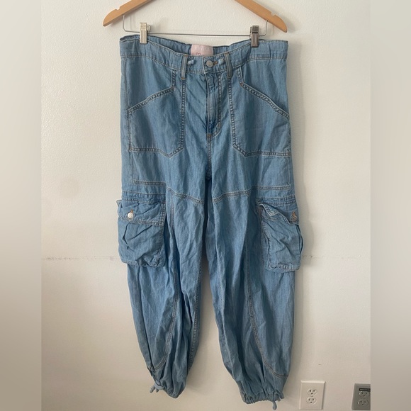 Revise Cargo Parachute Jeans Size Small - Picture 6 of 8